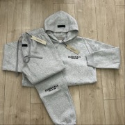 Szary Dres ESSENTIALS