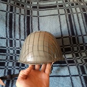 Kask Orzeszek z epoki PRL-u Stan kolekcjonerski 