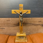 Stary  zabytkowy KRZYŻ drewniany KRUCYFIKS Chrystus ukrzyżowany