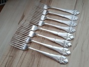 POSREBRZANE WIDELCE OBIADOWE I ŚNIADANIOWE DANIA