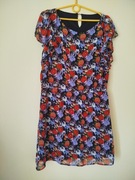 Wygodna sukienka rozmiar 42/44