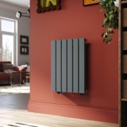 Grzejnik SONNI 600x465 mm, antracytowy, jednowarstwowy płaski do łazienki