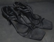 Czarne sandałki na obcasie Zara rozm.38