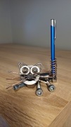 Kot Kotek metalowa figurka handmade biurko na długopis