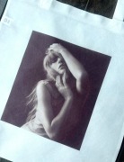 Torebka tote bag materiał non woven wymiary 36x40 cm taylor swift 