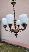 Bardzo piękny stylowy żyrandol mosiężny + drewno ,6 ramion z PRL-u 