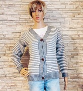 Ciepły sweter zapinany na guziki