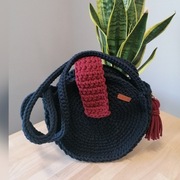 Torebka ze sznurka na szydełku rękodzieło