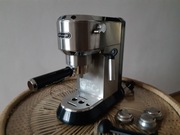 Ekspres do kawy DeLonghi EC 680.M srebrny