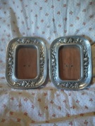 Dwie ramki metalowe kwiaty 