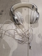 Słuchawki przewodowe  Z mikrofonem lub bez