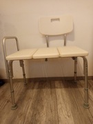 Ławka pod prysznic i do wanny ułatwiająca wejscie