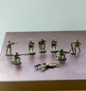 Amerykańska piechota 2 wojna światowa USA 1:72 pomalowane figurki 8szt.