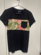 T-shirt czarny h&m z kieszonką