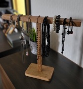 Dębowy stojak na biżuterię – Ręcznie wykonany | Lite Drewno | Loft
