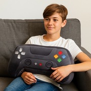 Gigantyczna poduszka w kształcie pada do konsoli