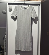 Sukienka H&M rozmiar S – prążkowana