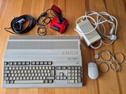 AMIGA Commodore A-500, myszka, joystic, zasialać, kabel 