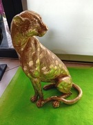 Zlota figurka gepart