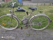 rower z silnikiem spalinowym