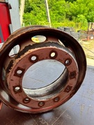 Felga stalowa na ciągnik. Oś prowadząca 22.5