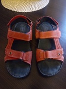 WYGODNE SANDAŁY SKÓRZANE CZERWONE marki GOSOFT na rzepy ROZMIAR 40 