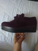 Mokasyny na platformie r39, bordo nie używane 