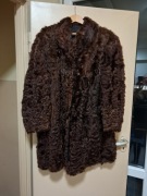 Futro karakuły brązowe