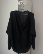 Czarny sweter sweterek z lejącym dekolt L