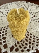 Świeca dekoracyjna RÓŻA z naturalnego wosku pszczelego – handmade