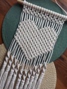 Makrama na ścianę serce dla babci 