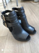 Czarne botki Michael Kors, skóra licowa.