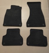 Dywaniki gumowe Audi A4 sedan
