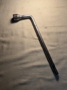 Mercedes oryginalny klucz do kół