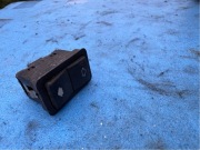 PRZEŁĄCZNIK SZYBY TYLNEJ BMW E39 8368974 PRZYCISK