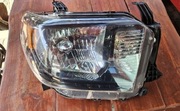 Toyota tundra lampa prawa czarny środek