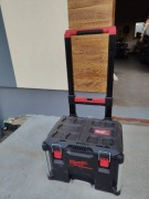 Milwaukee PACKOUT Skrzynka kufer do narzędzi 