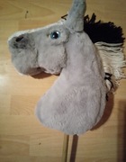 Hobby horse konik na kiju szary