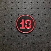 Pin metalowy przypinka Szczęśliwa Trzynastka