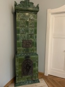 Zabytkowy piec kaflowy