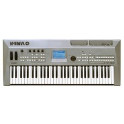 Yamaha MM6 Syntezator