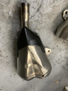 Lewy tłumik wydech  Kawasaki z1000sx 