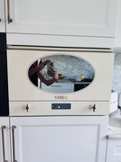 Kuchenka mikrofalowa, Coloniale Smeg Kremowy MP822PO