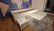 Sprzedam solidne białe łóżko 90x200 z 2 szufladami