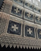 ŚWIĄTECZNY ZŁOTY BIEŻNIK - HAFT,KORONKA GIPIUROWA