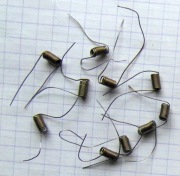 UNITRA 10 x Rezystorów drutowych 1 om