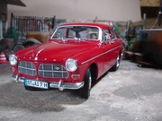 Volvo Amazon Revell 1:18 bez pudła