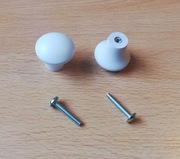 uchwyt gałka meblowa biały drewnian grzybek 1 SZT.