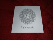 Zaproszenia komunijne.. srebrna hostia.. 4 szt.. nowe