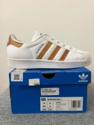 Adidas Superstar J